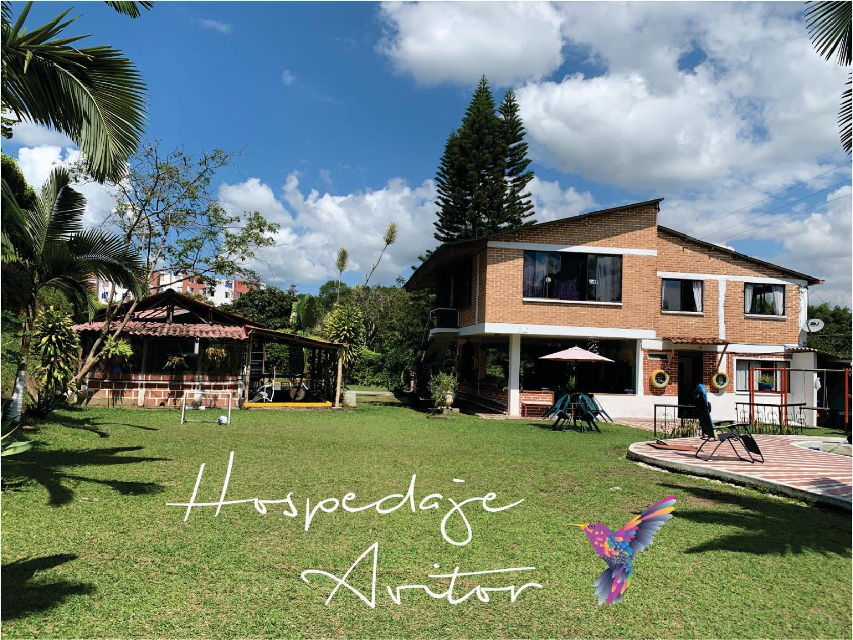 Hospedaje Avitor Guest House Pereira Exterior foto